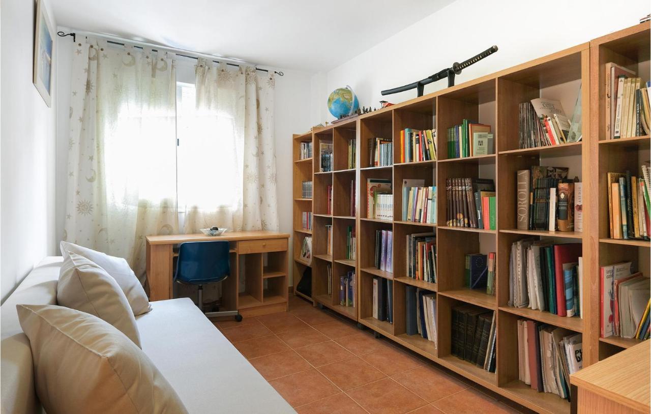3 Bedroom Awesome Home In La Algaba Exteriér fotografie